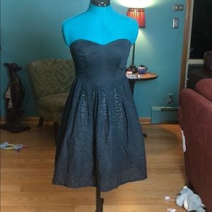 Black Sleeveless Dress